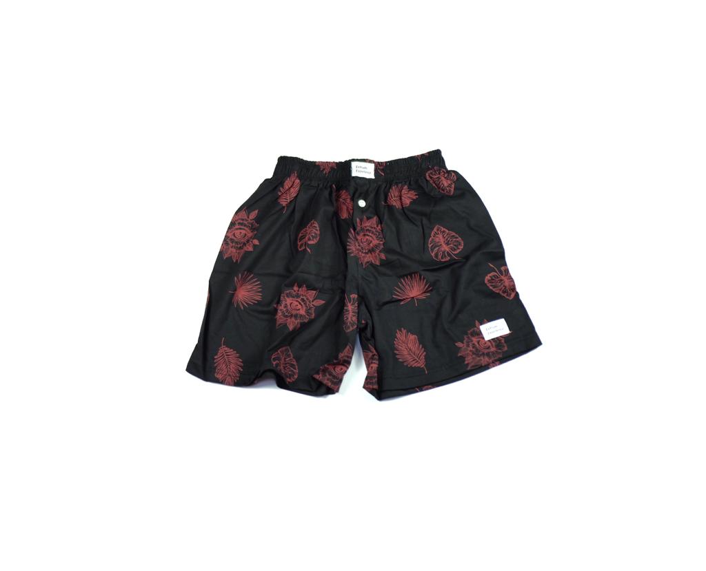 hitam bunga merah