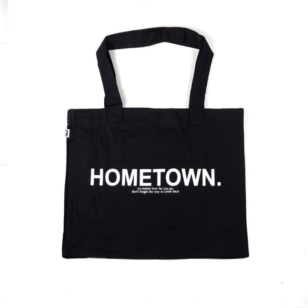 TB BLCK HOMETOWN
